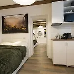 3 Min To Everything-stylish-modern-old Fortress Apartment Brașov