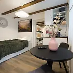 3 Min To Everything-stylish-modern-old Fortress * Brașov