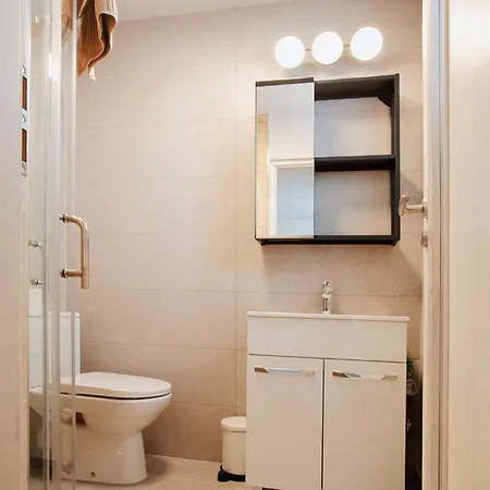 3 Min To Everything-stylish-modern-old Fortress