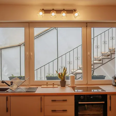 3 Min To Everything-stylish-modern-old Fortress *