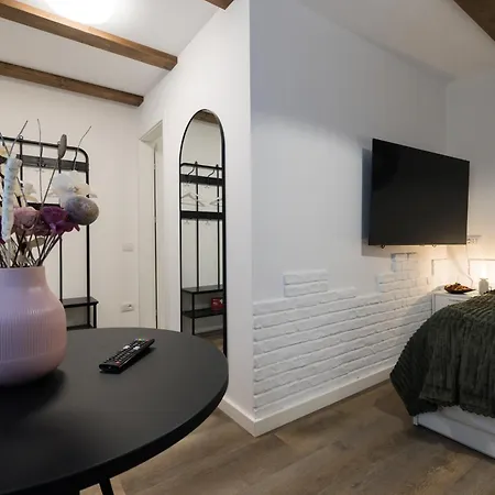 3 Min To Everything-stylish-modern-old Fortress