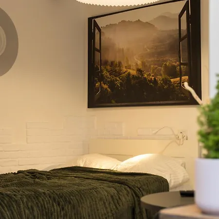 3 Min To Everything-stylish-modern-old Fortress * Brasov