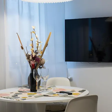 3 Min To Everything-stylish-modern-old Fortress * Брашов