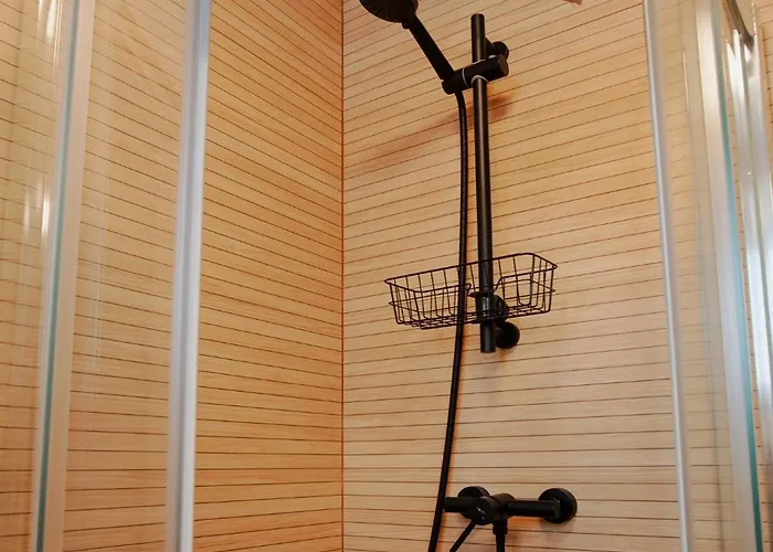 Apartment 3 Min To Everything-stylish-modern-old Fortress