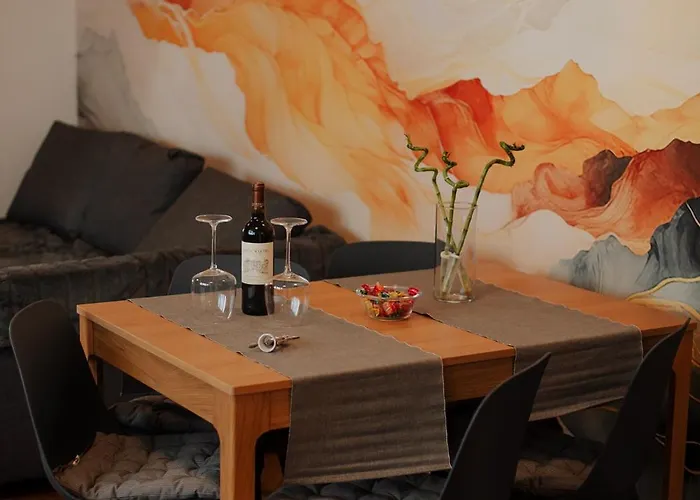 3 Min To Everything-stylish-modern-old Fortress *