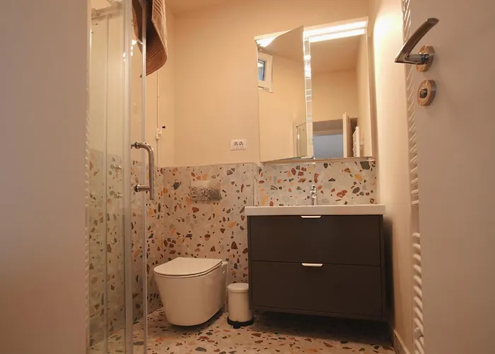 アパート 3 Min To Everything-stylish-modern-old Fortress