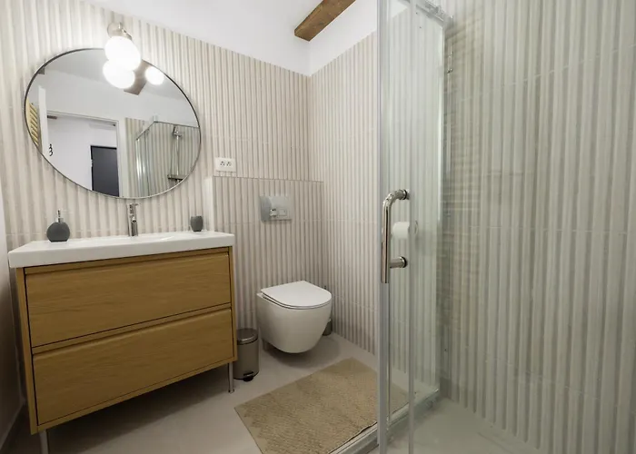 3 Min To Everything-stylish-modern-old Fortress Brasov