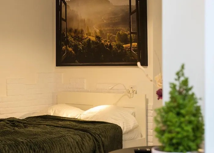 3 Min To Everything-stylish-modern-old Fortress *