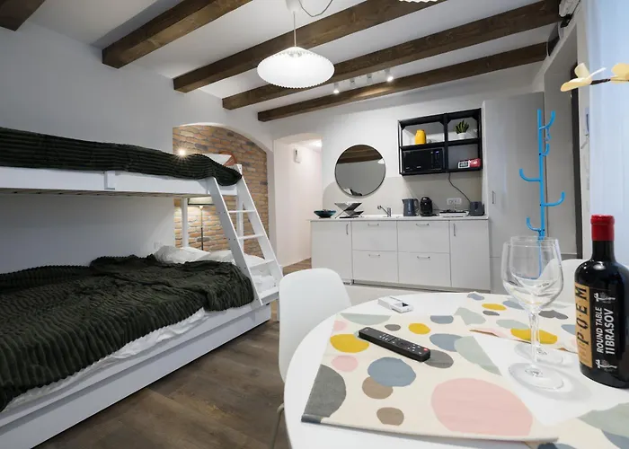 3 Min To Everything-stylish-modern-old Fortress Apartment