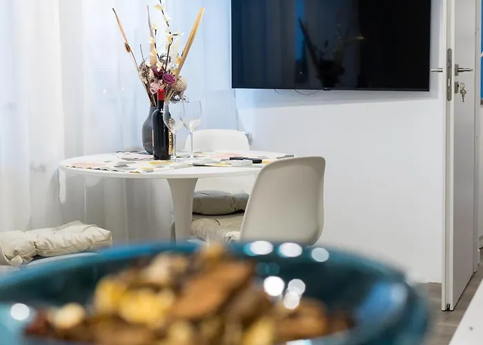 Apartment 3 Min To Everything-stylish-modern-old Fortress Brasov