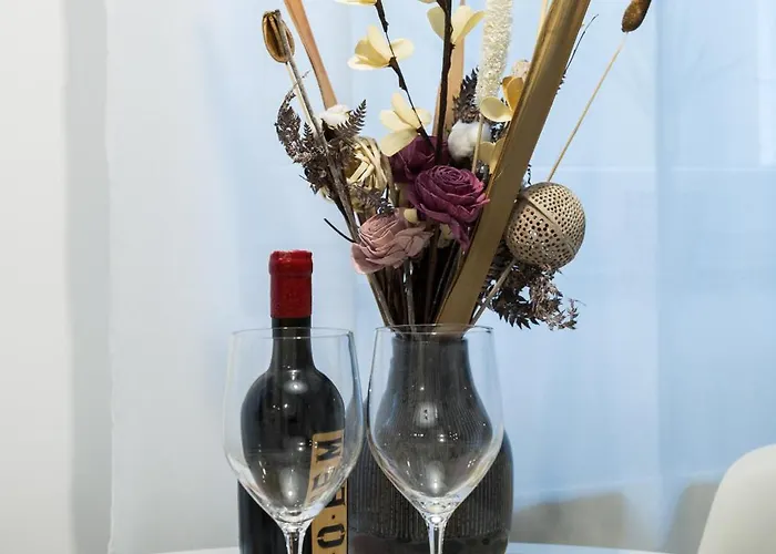 3 Min To Everything-stylish-modern-old Fortress *